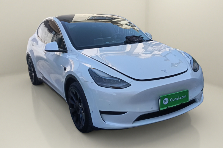 特斯拉 Model Y 2022款 改款 后轮驱动版车身外观3