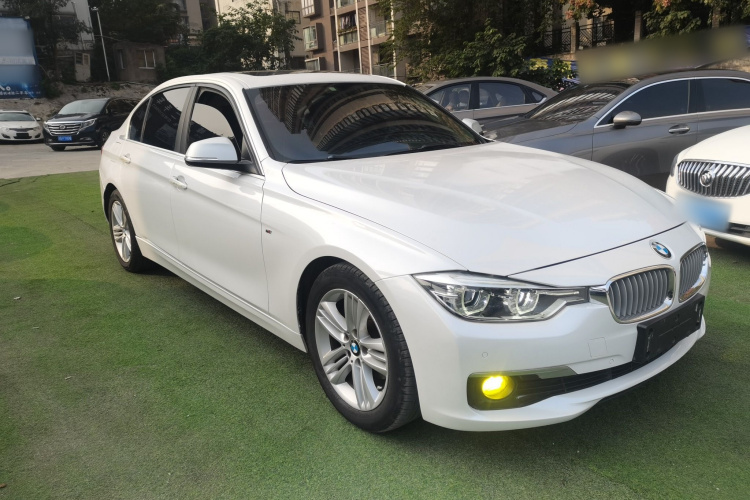 宝马3系 2018款 318Li车身外观3