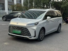 别克GL8新能源 2025款 陆尚 先享版 7座