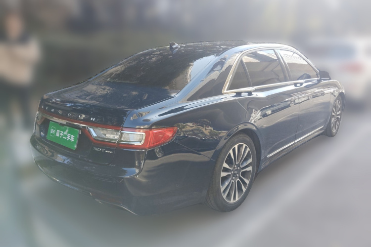 林肯大陆 2018款 3.0T 四驱尊耀版车身外观7