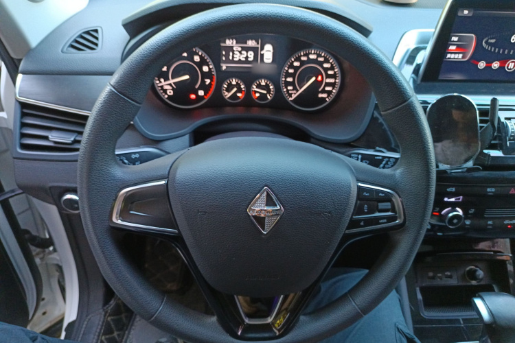 宝沃BX5 2020款 20TGDI 自动两驱先锋型中控内饰13