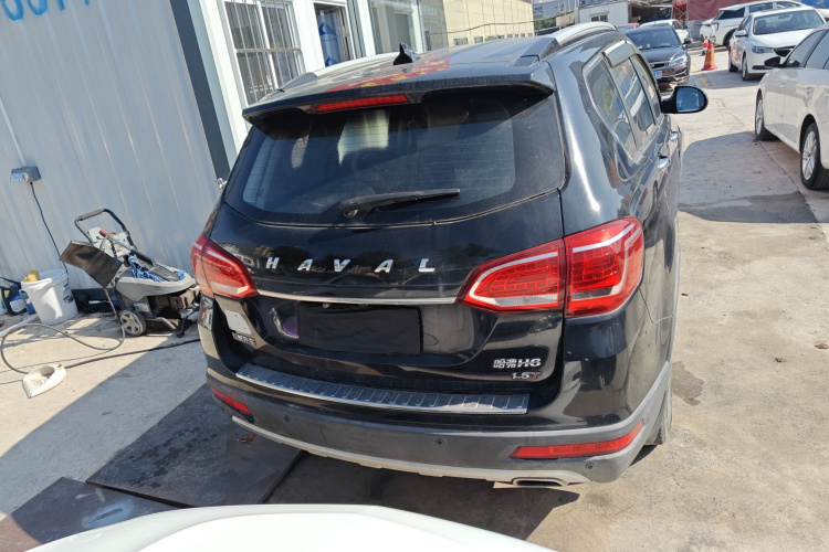 哈弗H6 2014款 运动版 1.5T 手动两驱精英型车身外观6