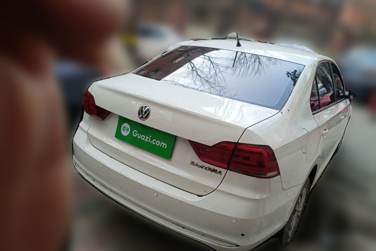 大众 桑塔纳 2018款 1.5L 自动风尚版车身外观7