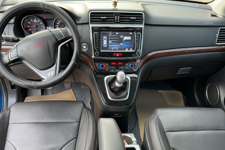 哈弗H6 2014款 运动版 1.5T 手动两驱精英型中控内饰7004