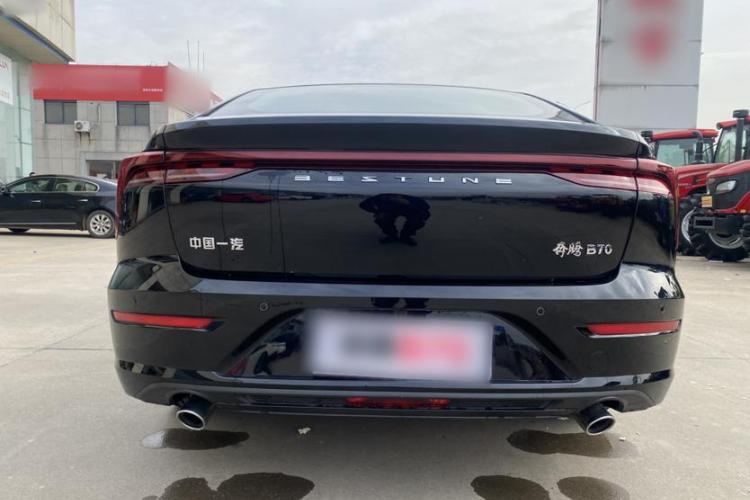 奔腾B70 2025款 龙耀版  1.5T 乐享定制型车身外观6005