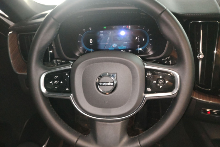 沃尔沃XC60 2024款 B5 四驱智远豪华版局部细节13