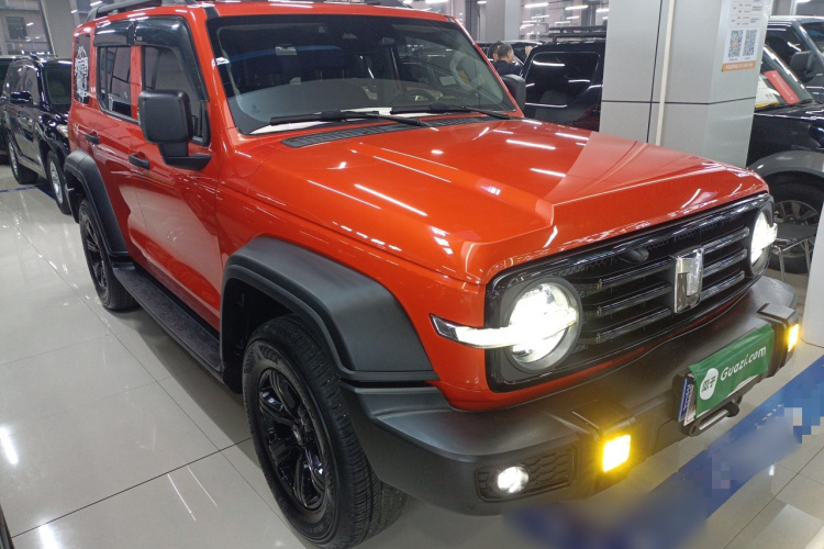 坦克300 2023款 越野版 2.0T 征服者车身外观3