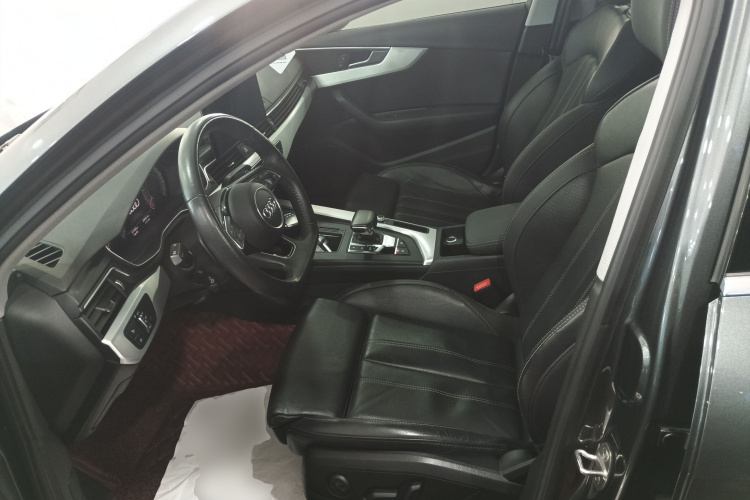 奥迪A4L 2020款 40 TFSI 豪华动感型局部细节19