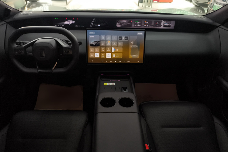 阿维塔06 2025款 Ultra纯电版中控内饰12