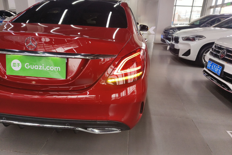 奔驰C级 2021款 C 200 L 时尚型运动版车身外观9