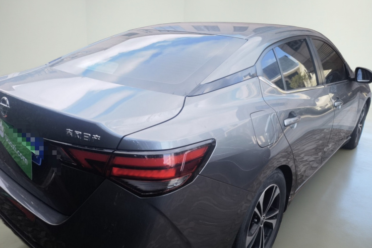 日产 轩逸 2020款 改款 1.6L XL CVT悦享版车身外观7