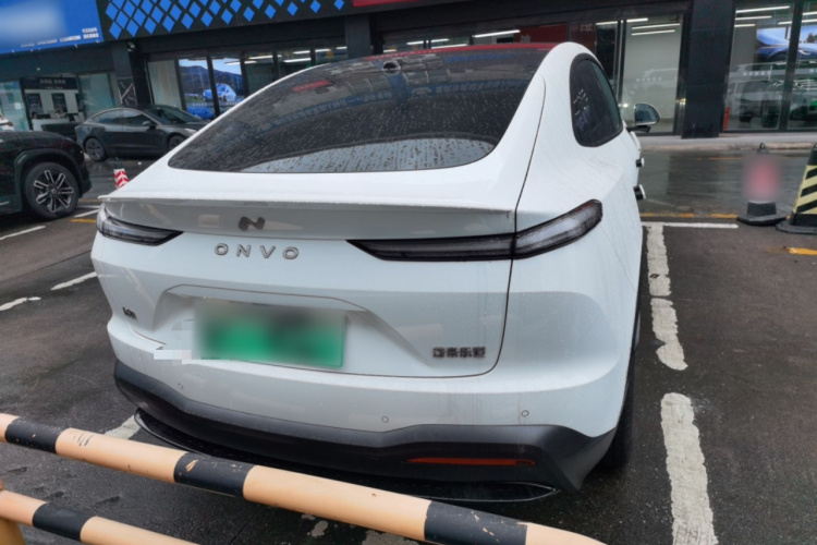 乐道L60 2024款 60kWh 后驱版车身外观6004