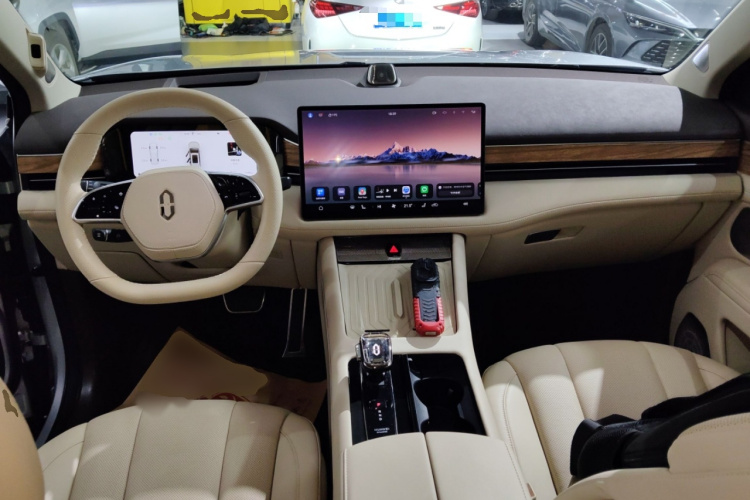 鸿蒙智行 问界M7 2024款 1.5T 后驱Plus版 5座中控内饰12