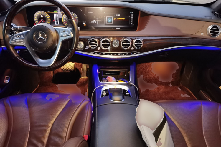 奔驰S级 2020款 S 350 L 尊享型 臻藏版中控内饰12