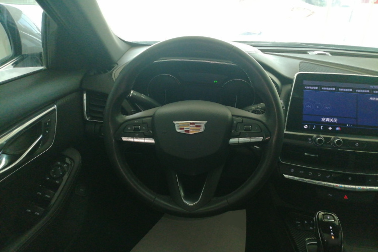 凯迪拉克CT5 2020款 28T 时尚型局部细节13