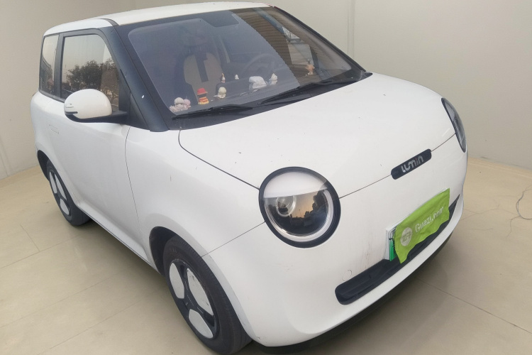 长安启源 长安Lumin 2022款 210km 香甜款车身外观3