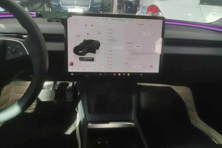 特斯拉 Model 3 2023款 后轮驱动版局部细节16