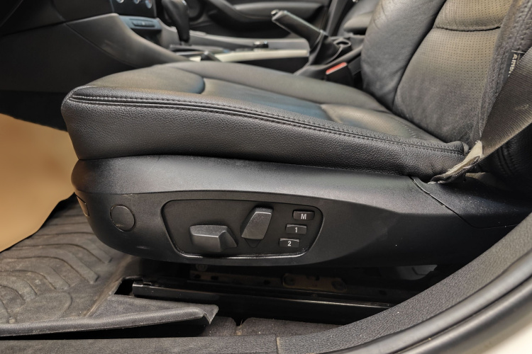 宝马X1 2013款 sDrive18i 时尚型中控内饰7014