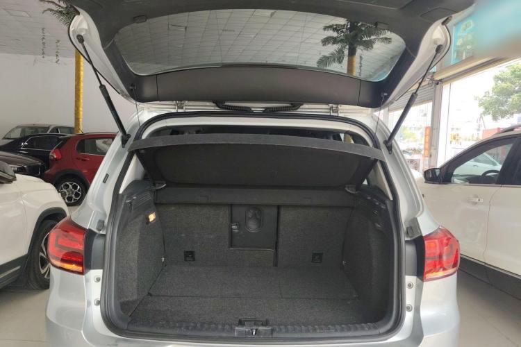 大众 途观 2013款 1.8TSI 自动两驱舒适版中控内饰23