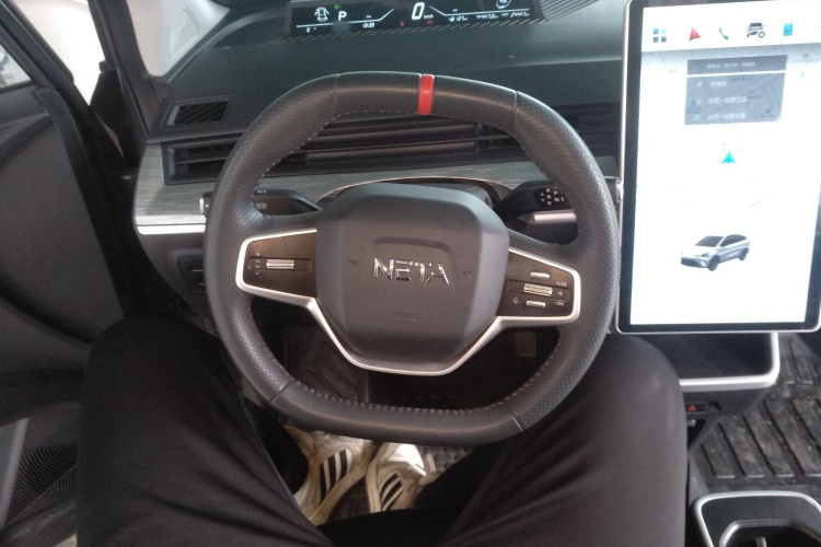 哪吒汽车 哪吒AYA 2023款 318 Lite局部细节13