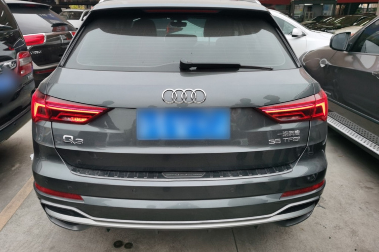 奥迪Q3 2019款 35 TFSI 时尚动感型车身外观6