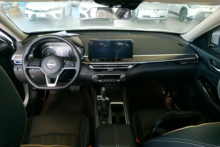 日产 天籁 2022款 2.0L XL-Upr 优享版中控内饰12