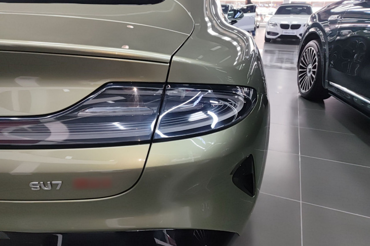 小米汽车 小米SU7 2024款 四驱超长续航高阶智驾Max版车身外观6006