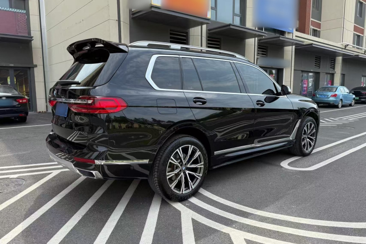 宝马X7 2020款 xDrive40i 领先型豪华套装车身外观6005