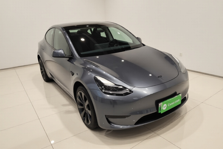 特斯拉 Model Y 2022款 后轮驱动版车身外观3