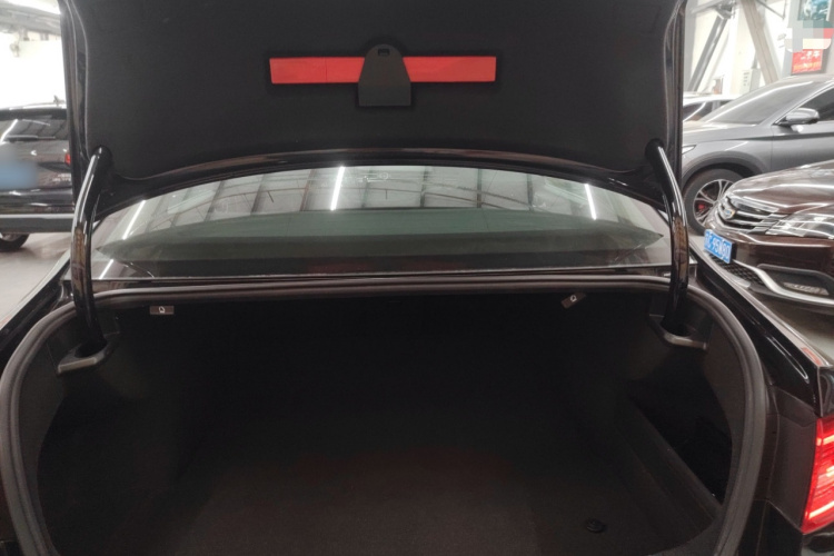 大众 迈腾 2017款 330TSI DSG 豪华型机舱底盘23