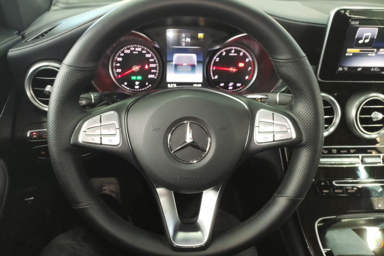 奔驰GLC 2017款 GLC 260 4MATIC 豪华型中控内饰13