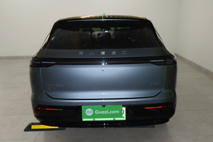 星途 星纪元 ET 2024款 增程 200 Pro+车身外观6