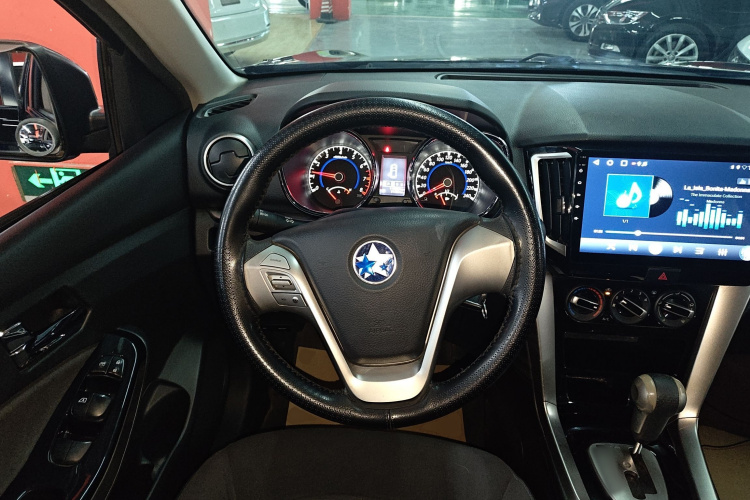 启辰T70 2016款 2.0L CVT睿行版局部细节13