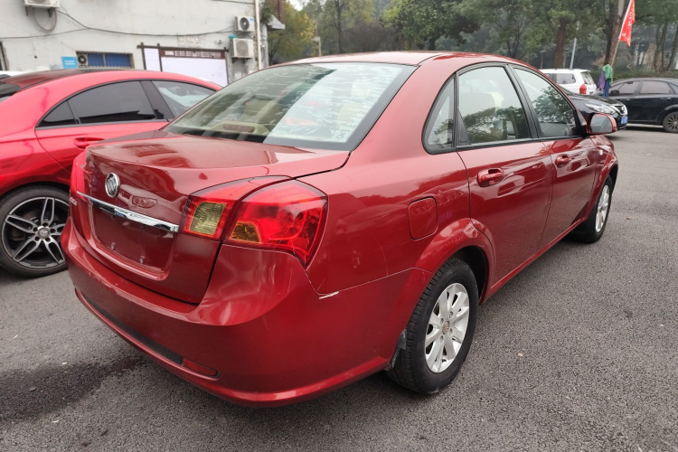 别克 凯越 2013款 1.5L 自动经典型车身外观7