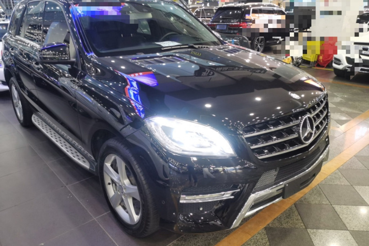 奔驰M级 2015款 ML 320 4MATIC车身外观6002