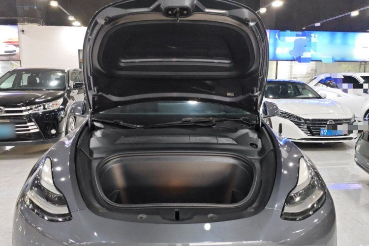 特斯拉 Model Y 2022款 长续航全轮驱动版局部细节24
