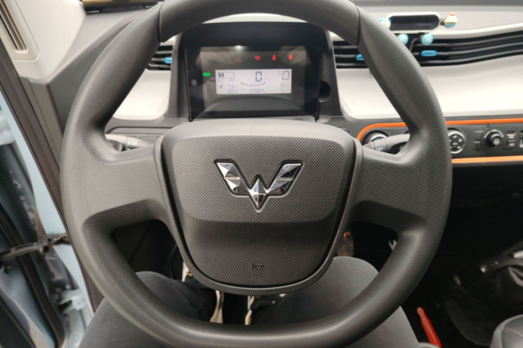 五菱汽车 宏光MINIEV 2022款 轻松款 磷酸铁锂中控内饰13