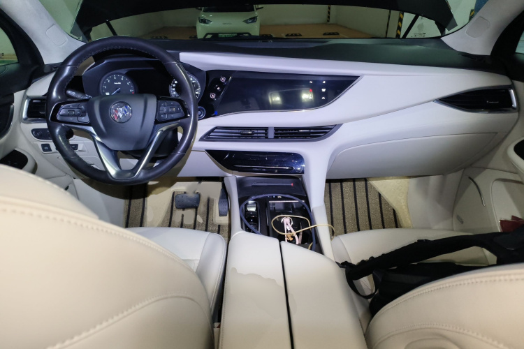 别克 昂科旗 2020款 28T 四驱Avenir艾维亚中控内饰7002