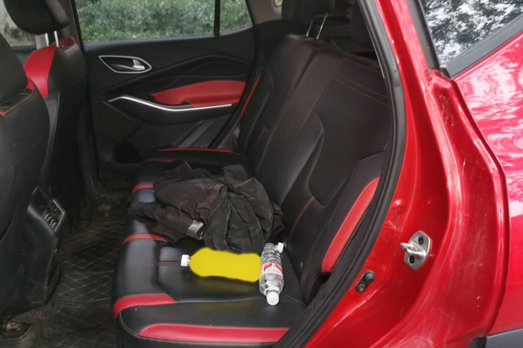 江汽集团 嘉悦X4 2020款 1.5T 手动精英型中控内饰7002