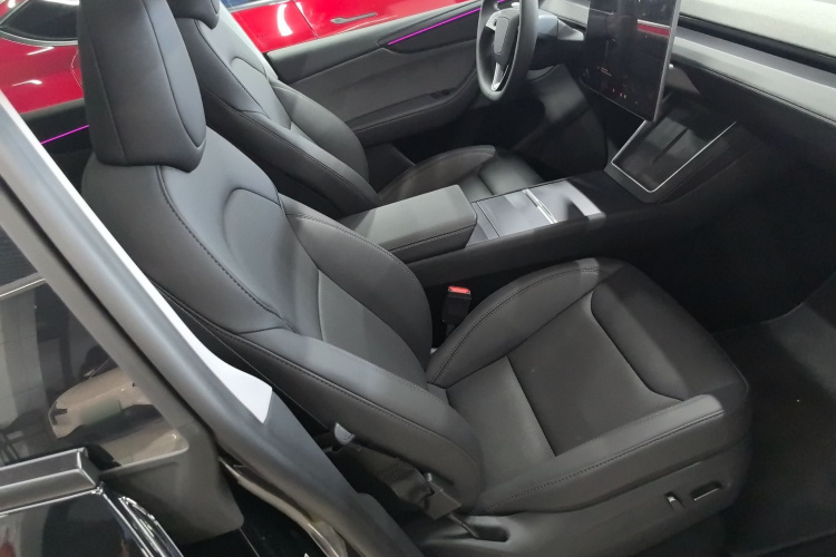 特斯拉 Model Y 2025款 后轮驱动版局部细节41