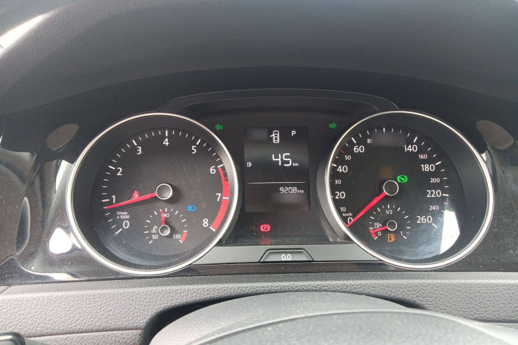 大众 高尔夫 2018款 1.6L 自动时尚型局部细节14