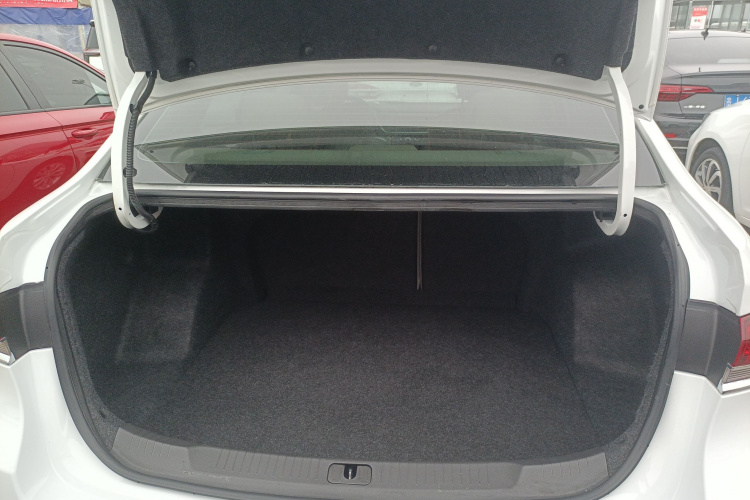 别克 英朗 2019款 15T 双离合互联精英型 国VI局部细节23