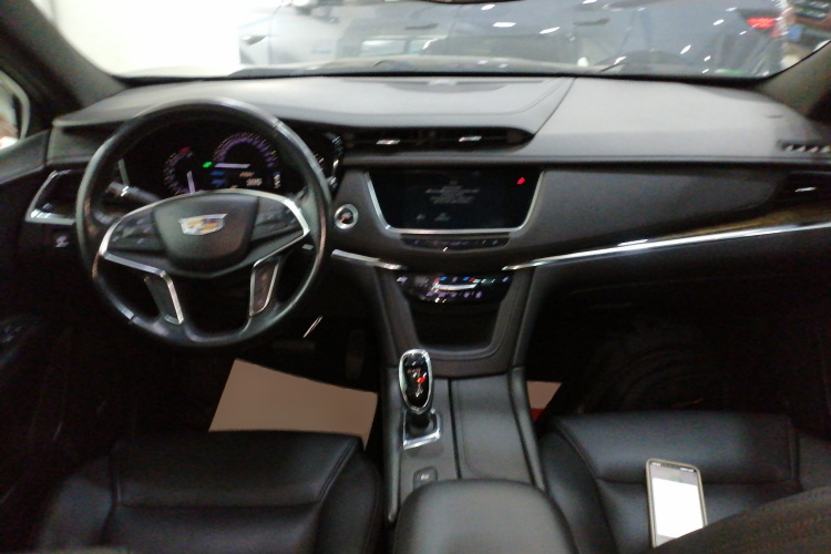 凯迪拉克XT5 2018款 28E 四驱技术型中控内饰12