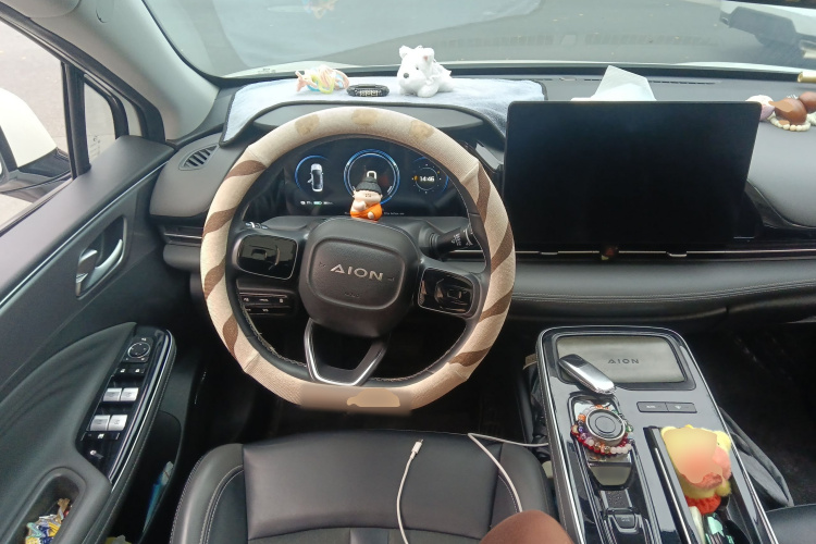 埃安 AION S Plus 2021款 70 智领版中控内饰13