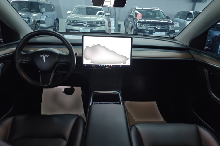 特斯拉 Model Y 2021款 长续航全轮驱动版中控内饰12