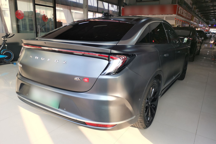ARCFOX极狐 极狐 阿尔法S(ARCFOX αS) 2022款 HI版 高阶版车身外观7