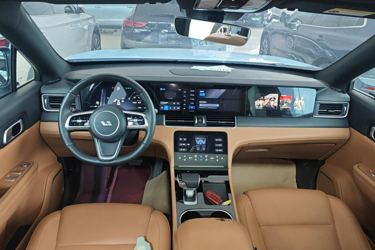 理想汽车 理想ONE 2021款 增程6座版中控内饰7002