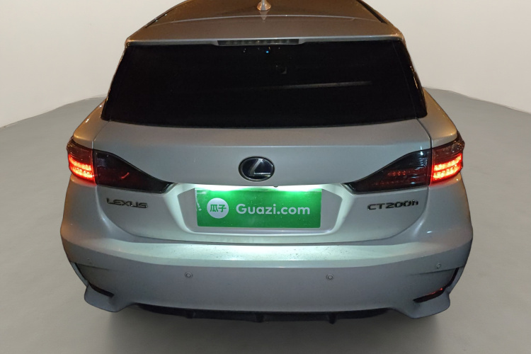 雷克萨斯CT 2014款 CT200h 精英版 单色车身外观6