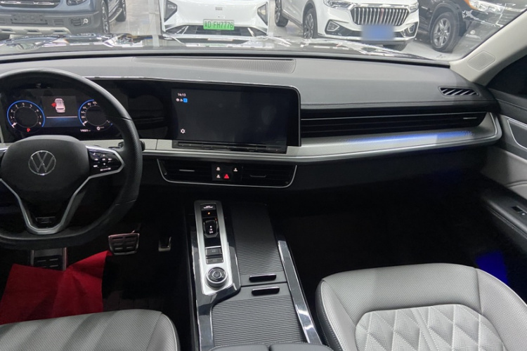大众 揽巡 2024款 380TSI 四驱R-Line巡游版中控内饰7002