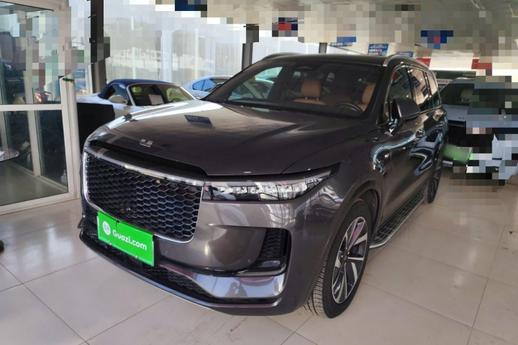 理想汽车 理想ONE 2021款 增程6座版车身外观1